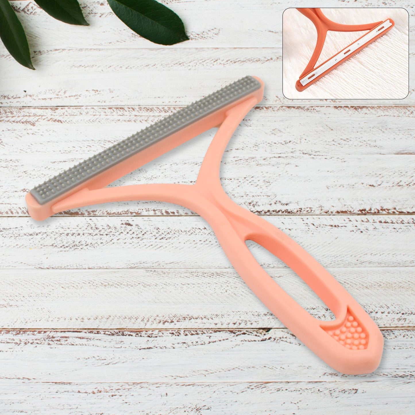 Travel-Ready Lint Remover – Pet Hair & Fuzz Brush