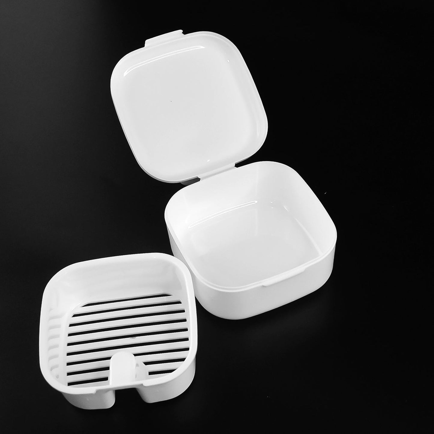 All-in-One Storage Box with Lid & Drain Tray – Compact