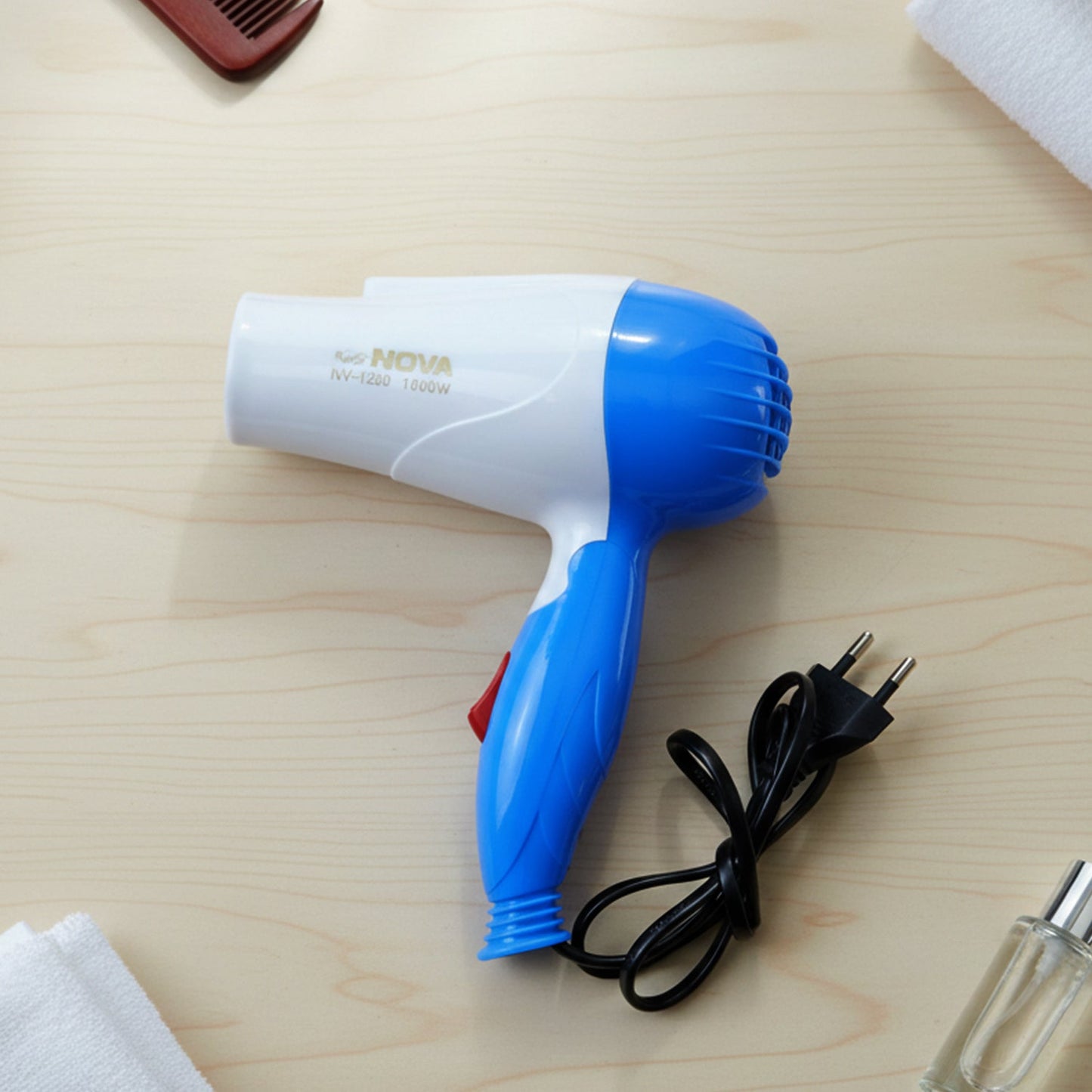 Foldable Hair Dryer – Compact & Travel-Friendly for Quick Drying