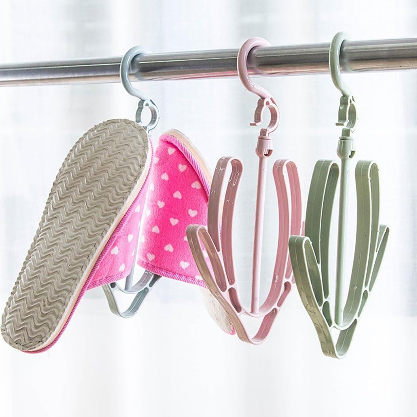 Clutter-Free Storage Shoe Drying Hanger – Rotatable Balcony