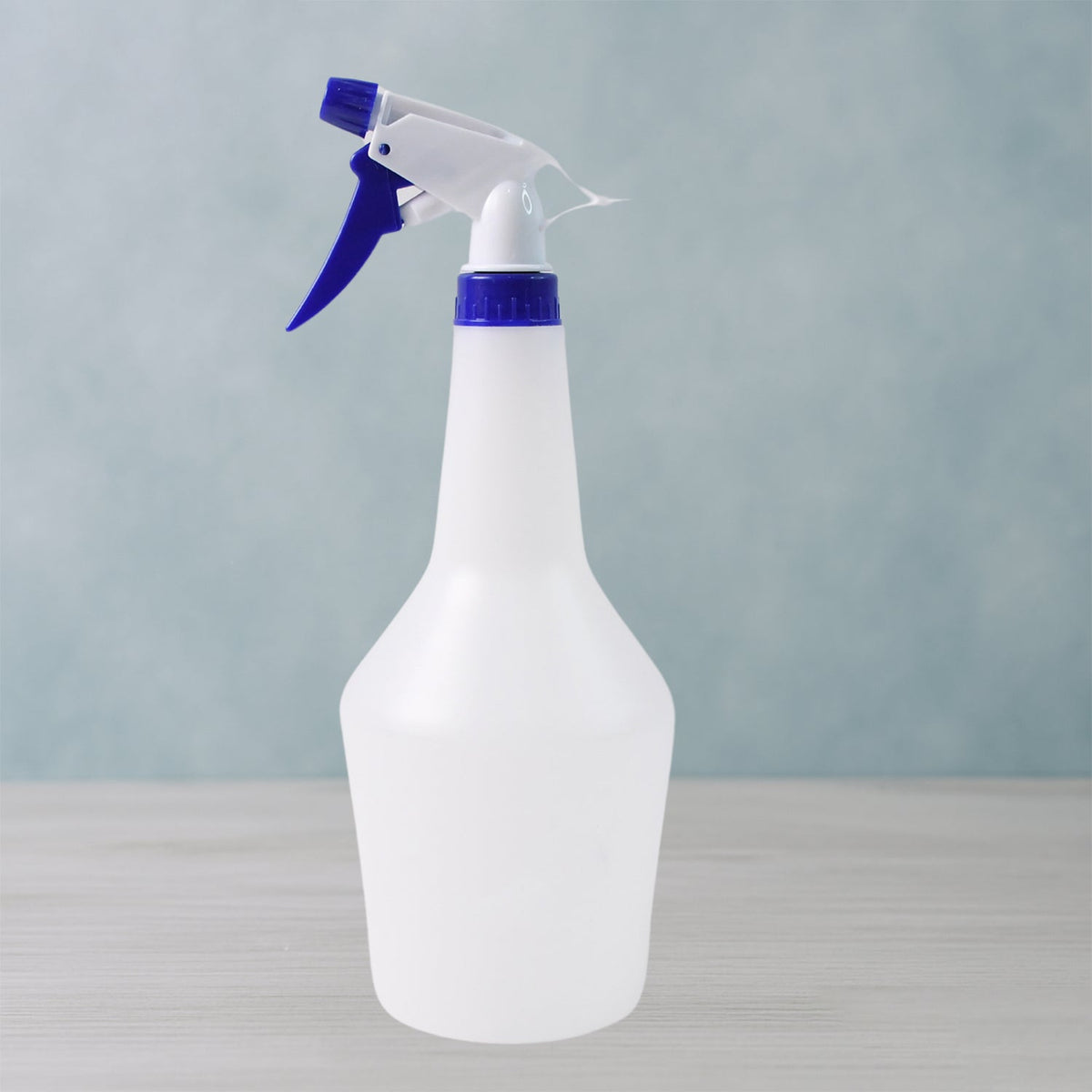 Adjustable Plastic Trigger Spray Bottle 1L – Mist & Stream