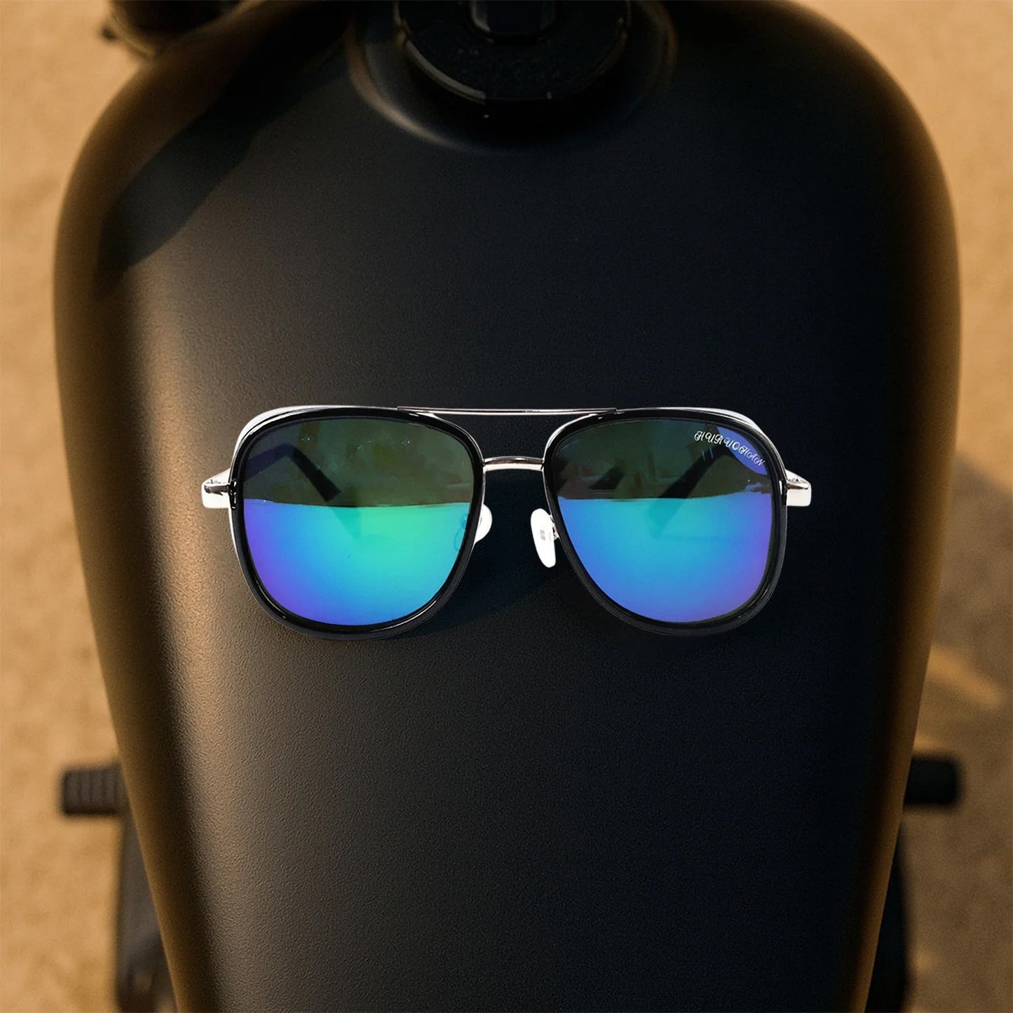 Sunglasses Protection Kit – Travel-Friendly Eyewear Care Set