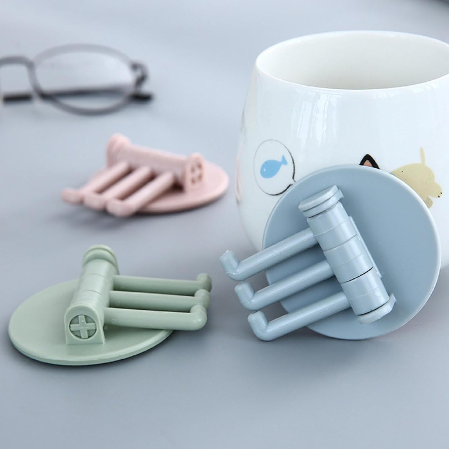 Clutter-Free Storage Punch-Free Sticky Hook – 3-Hook