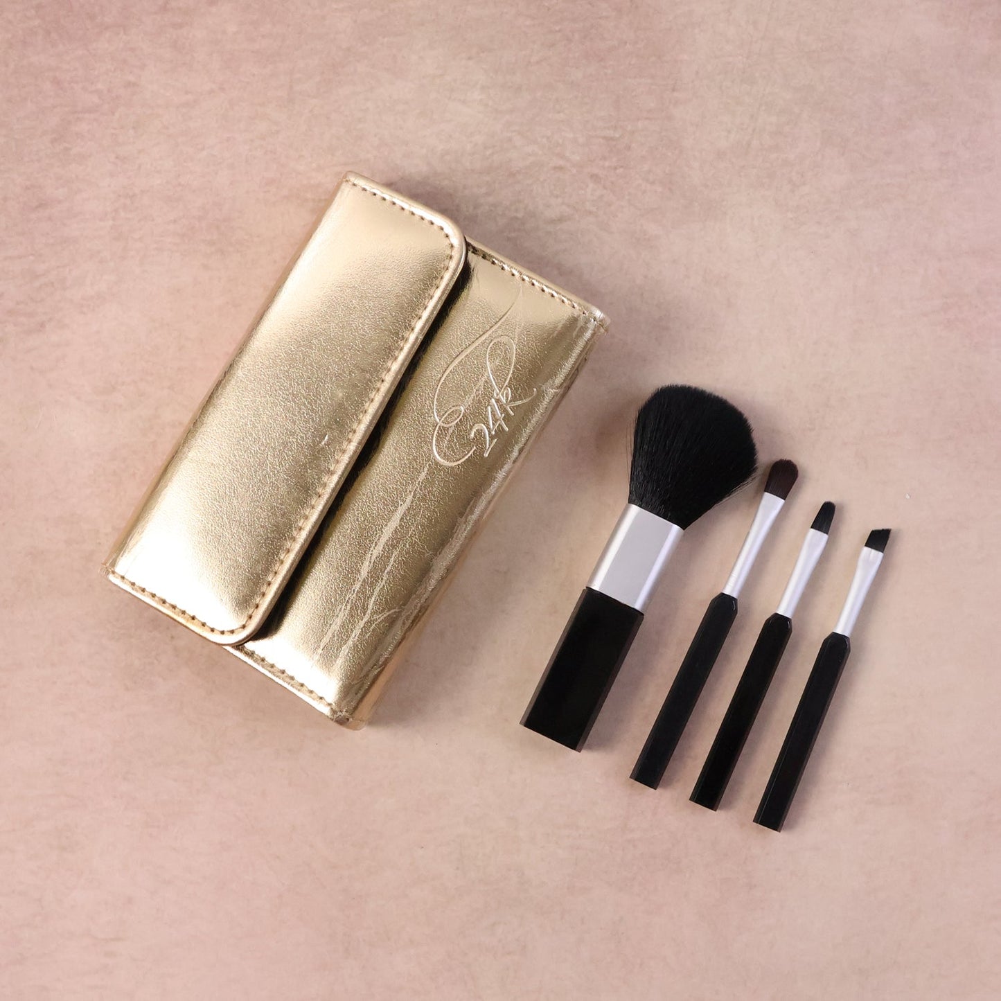 Makeup Brush Set – 4 in 1 Professional Brushes with Pouch
