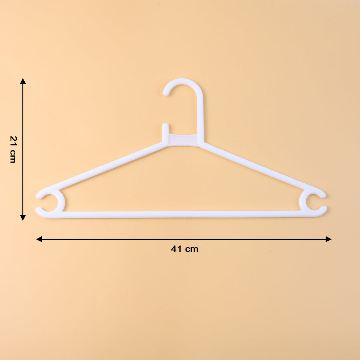 Space-Saving Plastic Clothes Hangers – Durable & Set