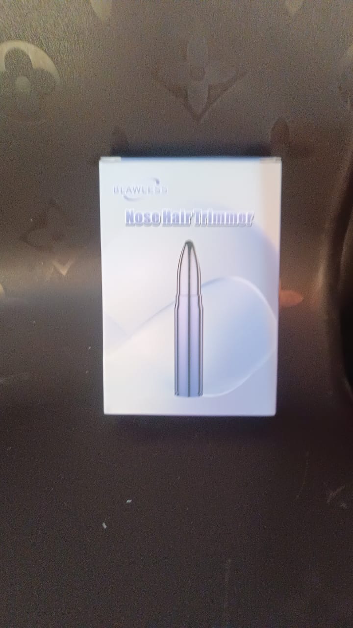 Nose Hair Trimmer – Waterproof, USB Rechargeable Grooming Tool