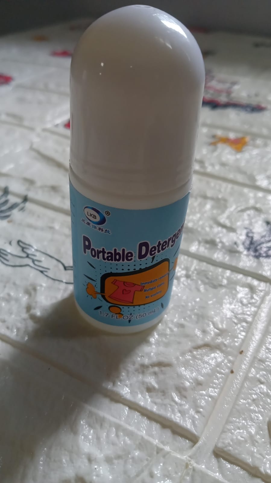 Travel-Ready Clothes Stain Remover Roller – Friendly 50ml