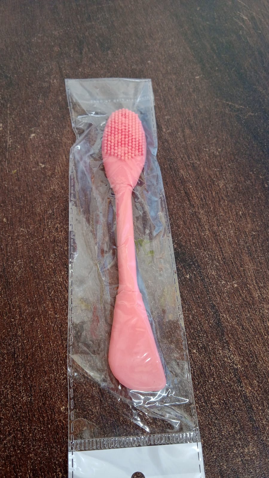 Silicone Mask Brush – Dual-Ended Face Skincare Tool