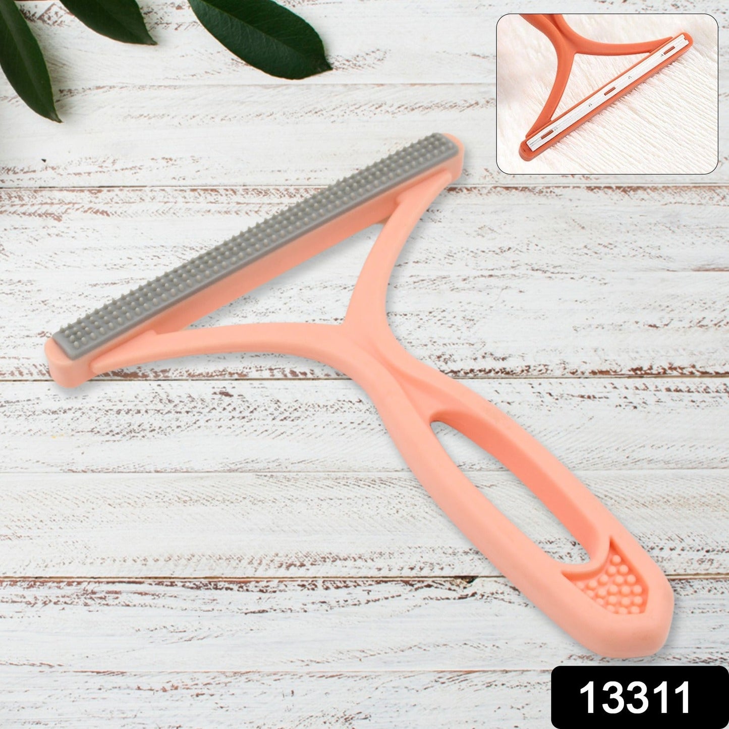 Travel-Ready Lint Remover – Pet Hair & Fuzz Brush - main product view