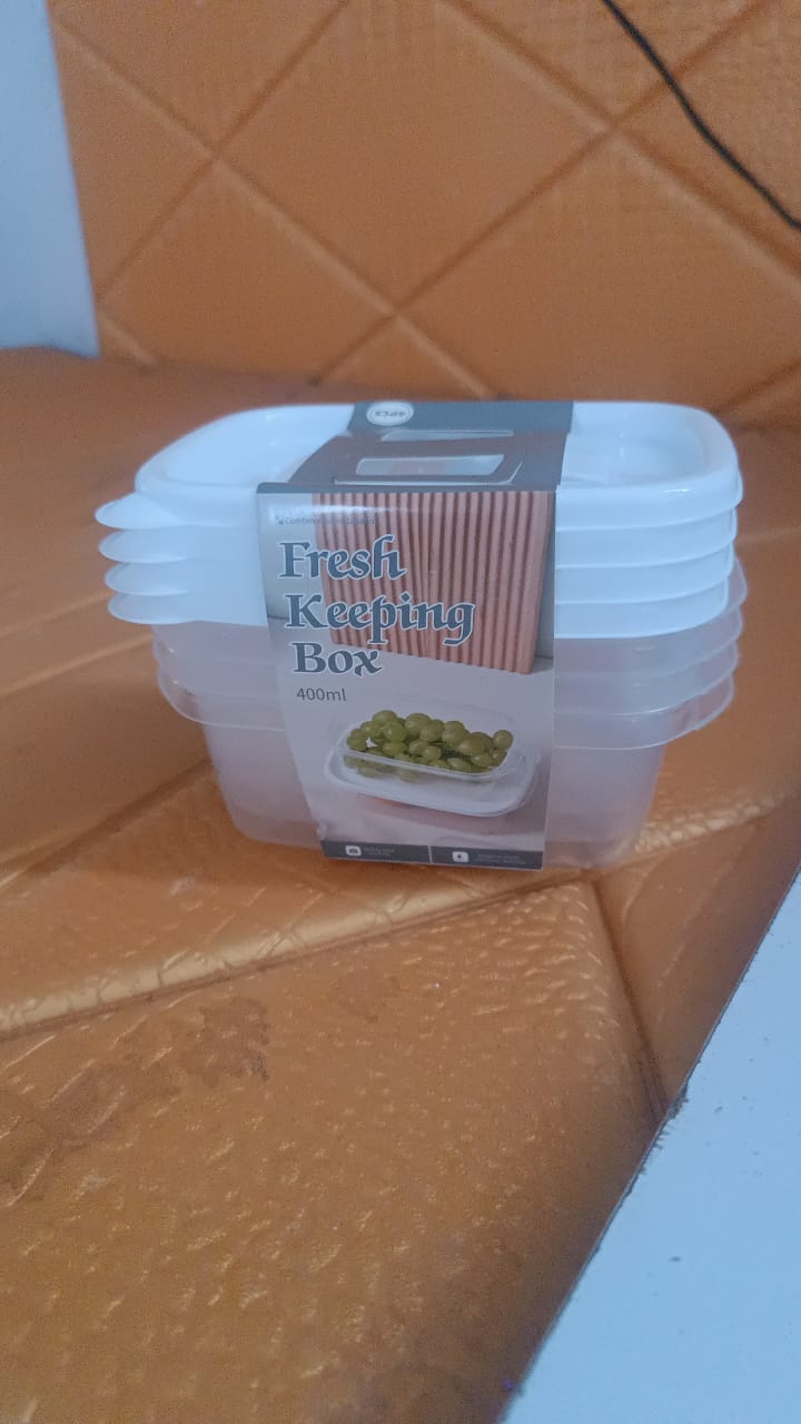 Set of four BPA-free food storage containers with lids