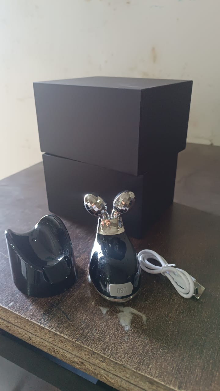 Microcurrent Face Massager – Skin Tightening & Wrinkle Care | Velvet Wellness