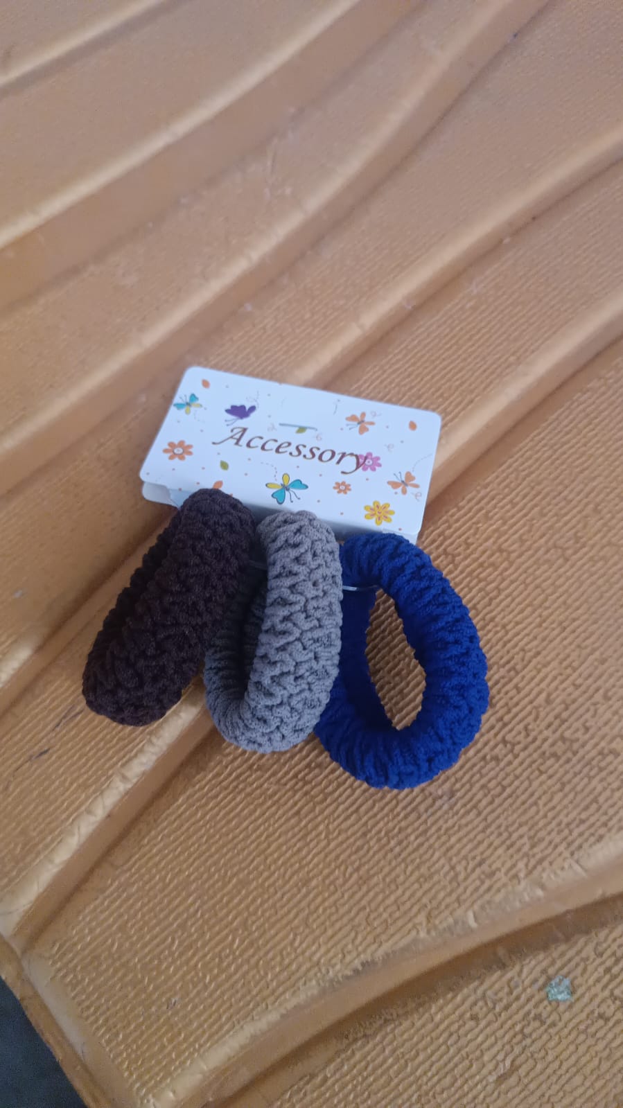 Tyre Shape Hair Bands – Multicolour, Secure Hold