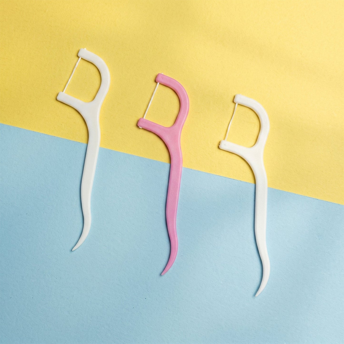 Dental Floss Picks – Hygienic & Effective Oral Care on the Go