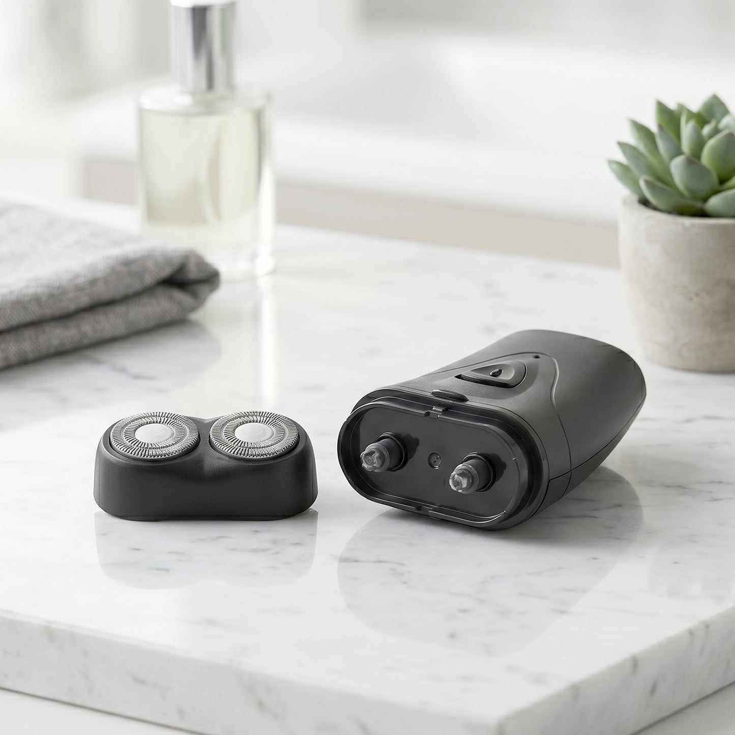 Portable Electric Shaver for Men – Compact, Rechargeable & Cordless