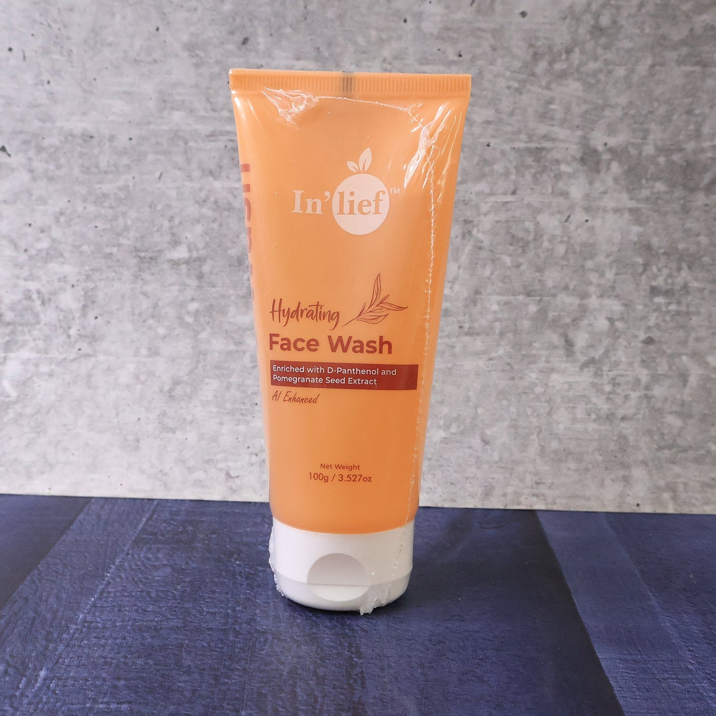 Hydrating Face Wash – Deep Nourishment & Gentle Cleansing