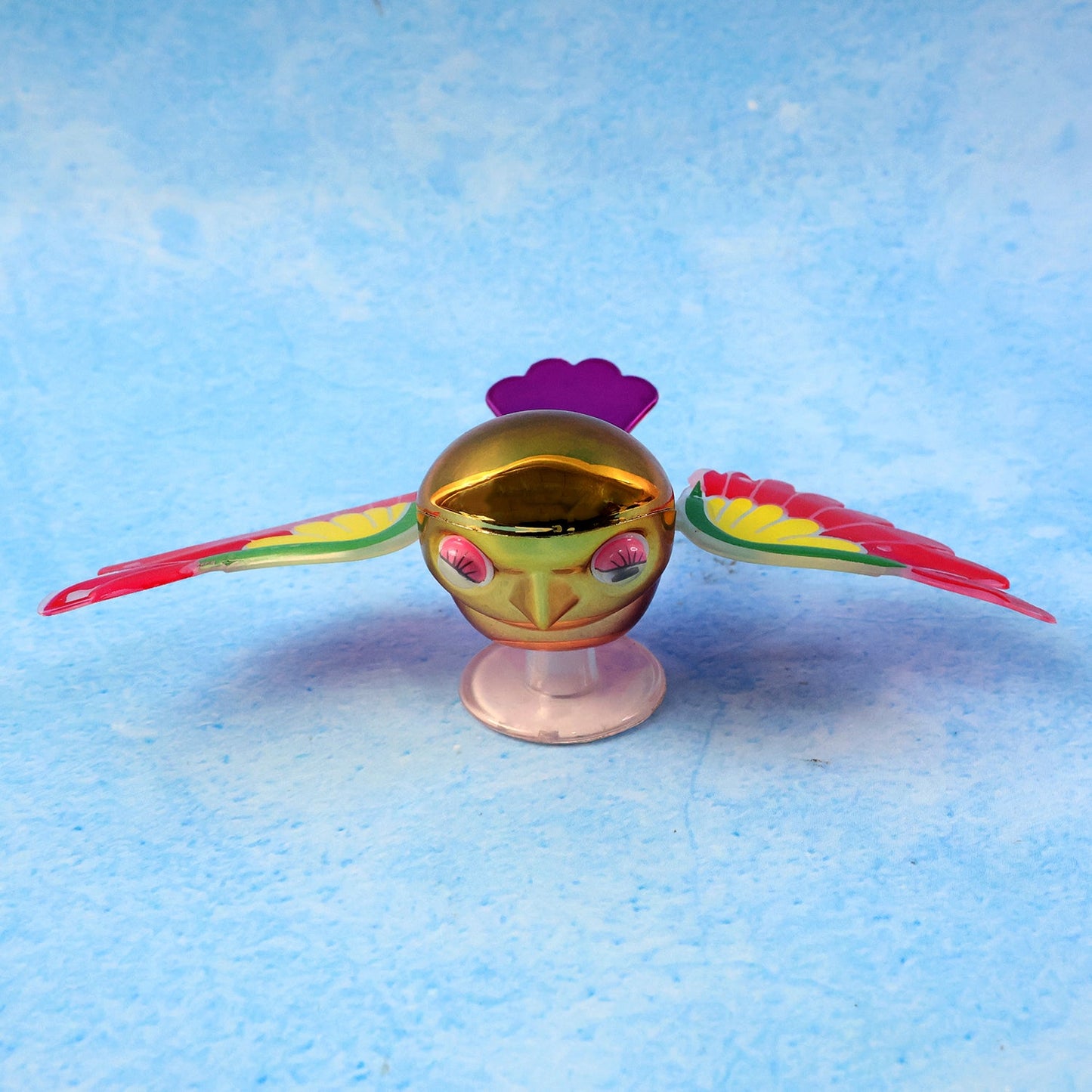 Wind Flying Bird Dashboard Decoration – Lifelike Wing Motion