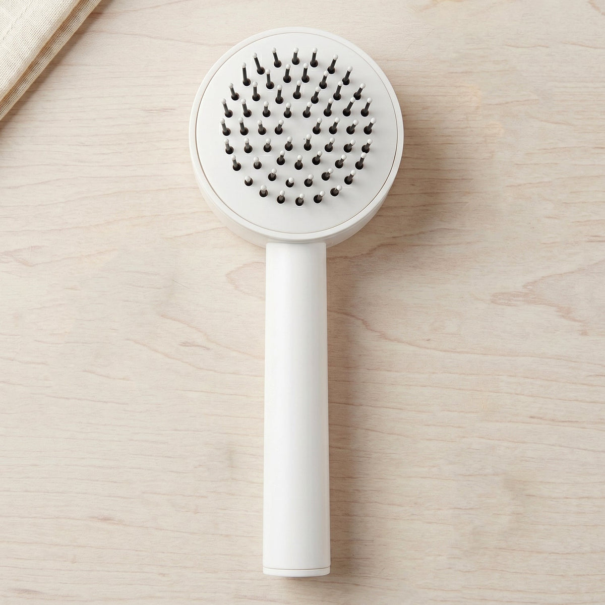 Self-Cleaning Hair Brush – Detangle & Massage