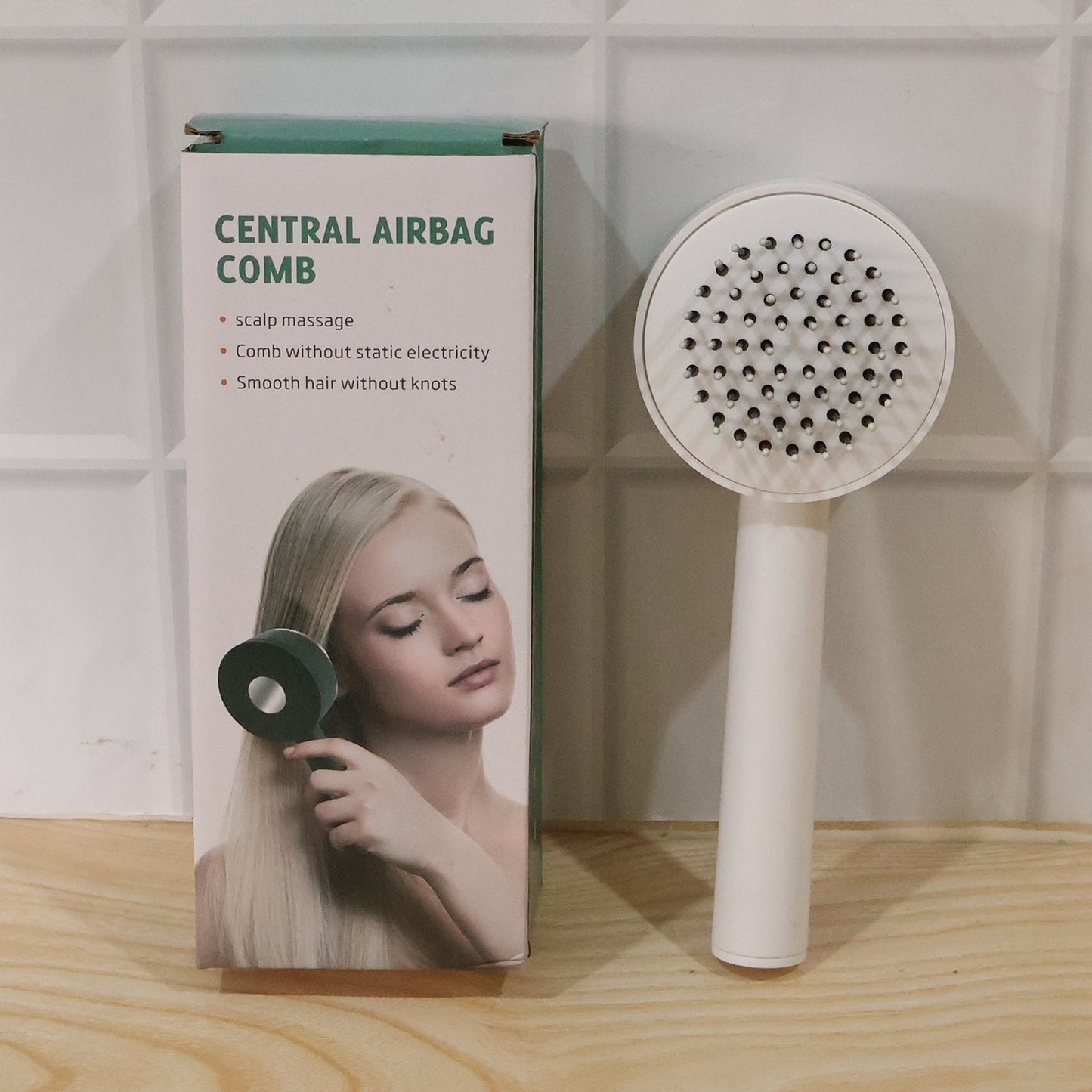 Self-Cleaning Hair Brush – Detangle & Massage | Velvet Wheels