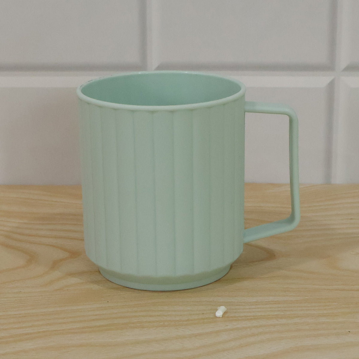 Live photo of unbreakable plastic drinking mug