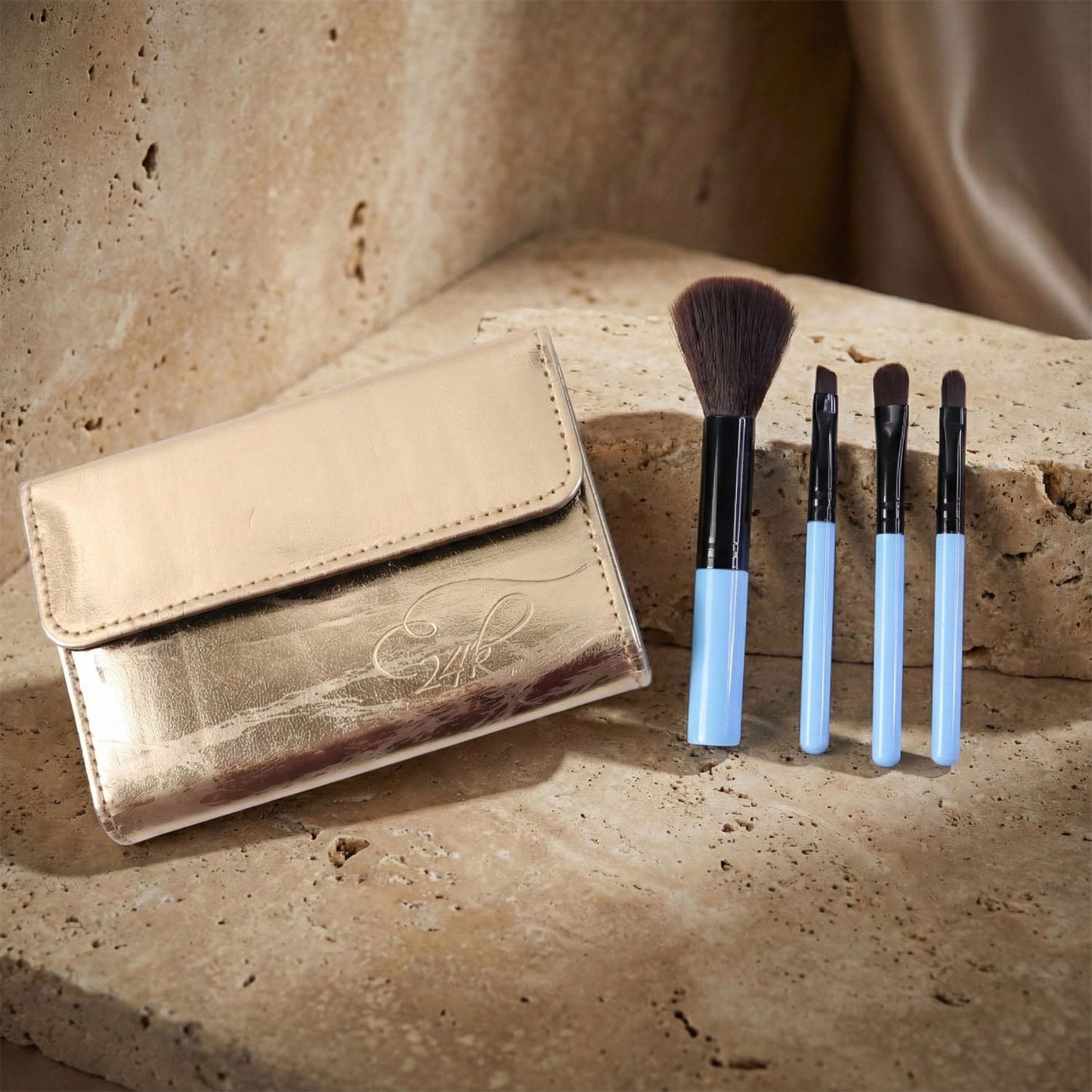 Professional Makeup Brush Set 4-in-1 for Face & Eyes