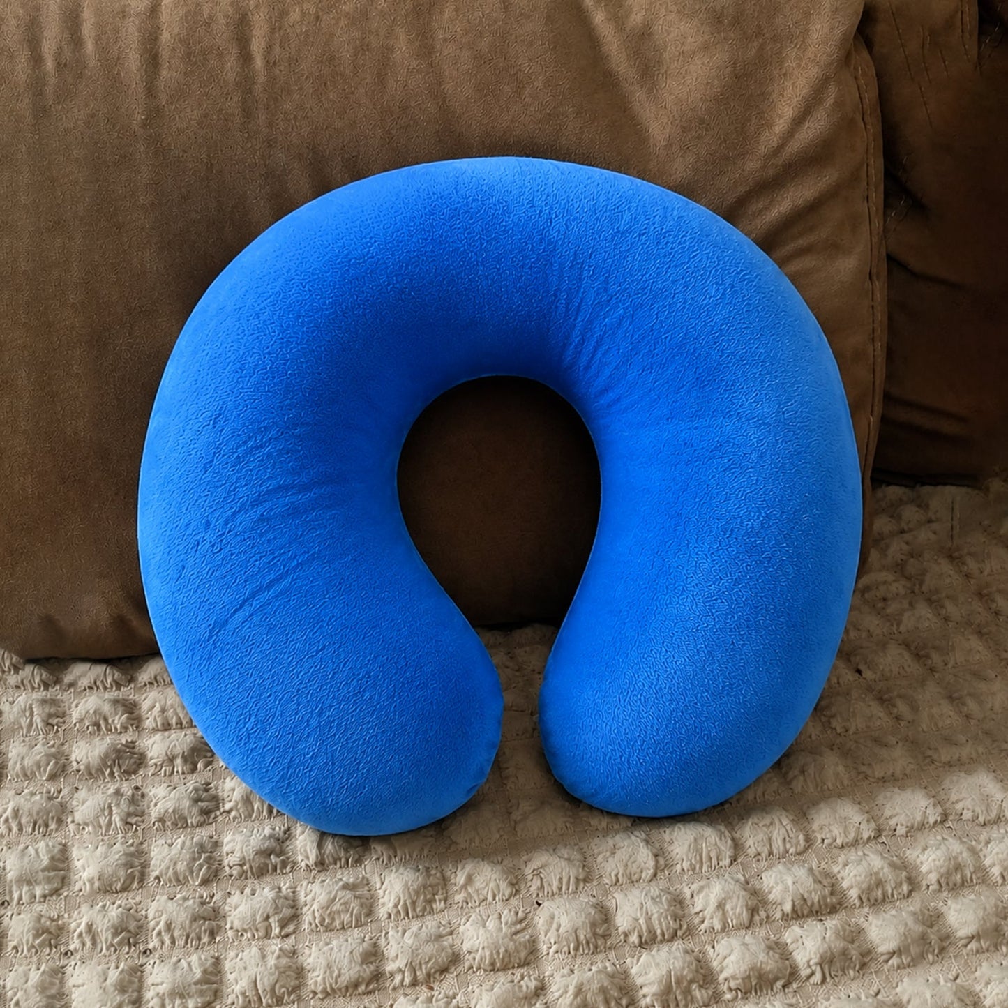 U Shaped Soft Neck Pillow Blue Travel Pillow Head Neck Support (1 Pc)