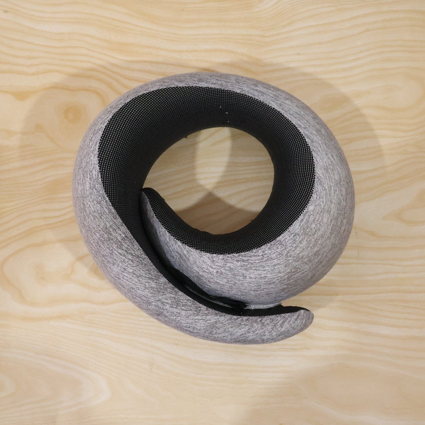 Soft Travel Neck Pillow, Memory Foam U-Shaped Support Pillow for Flights (1 Pc)