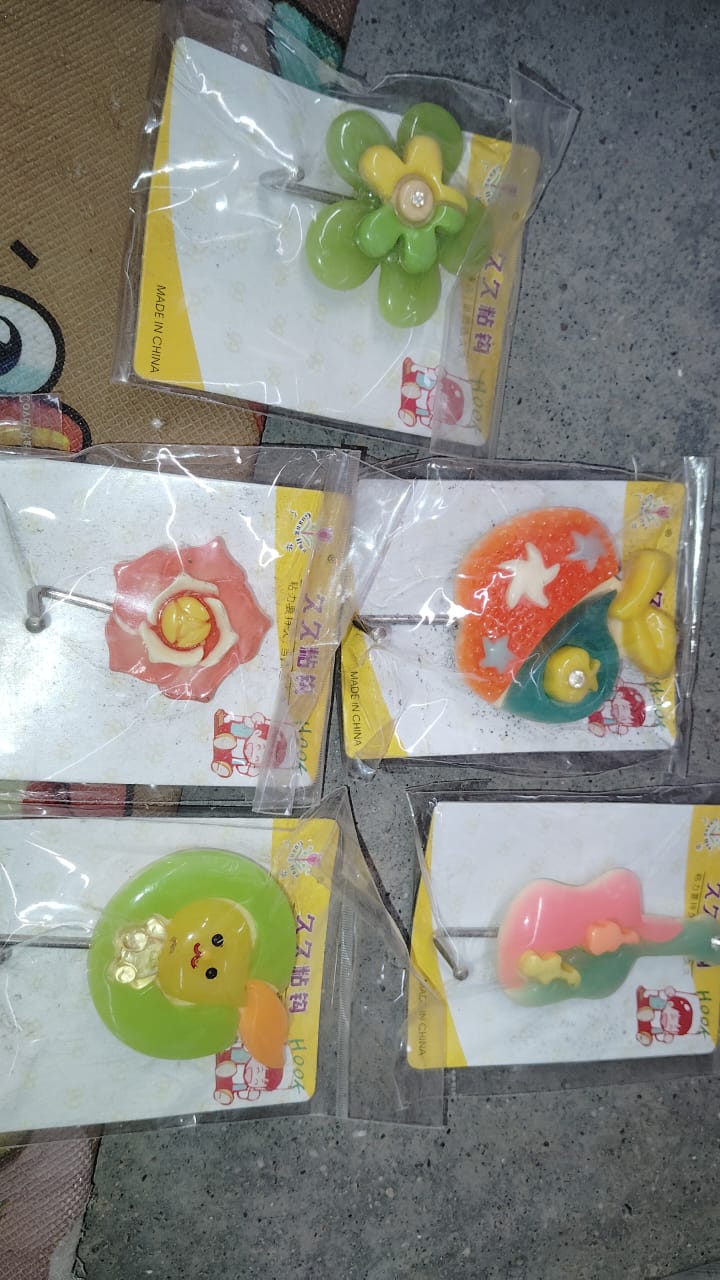 All-in-One Self-Adhesive Wall Hooks – Frog Design
