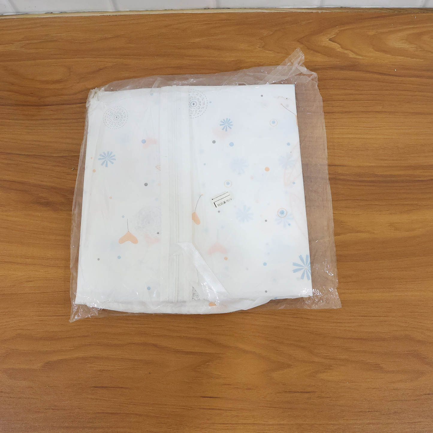Stay Organized Non-Woven Garment Storage Cover – Breathable