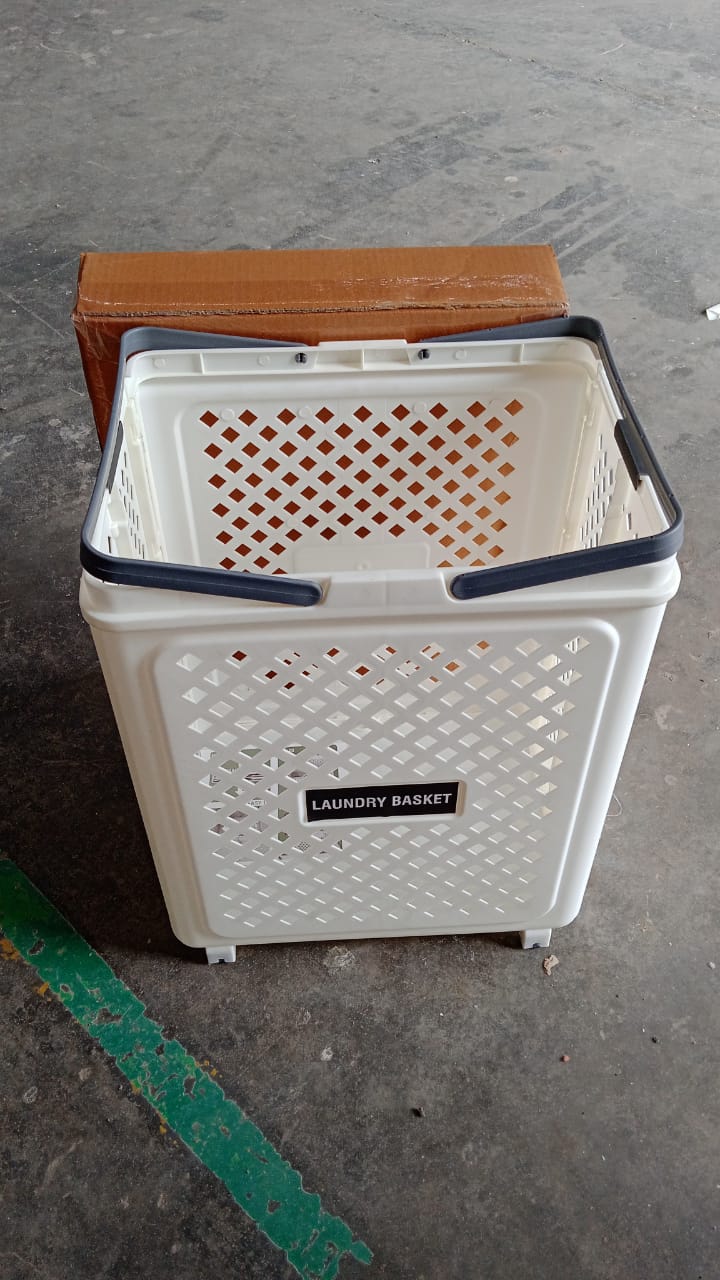 Space-Saving Large Laundry Basket with Wheels – Spacious