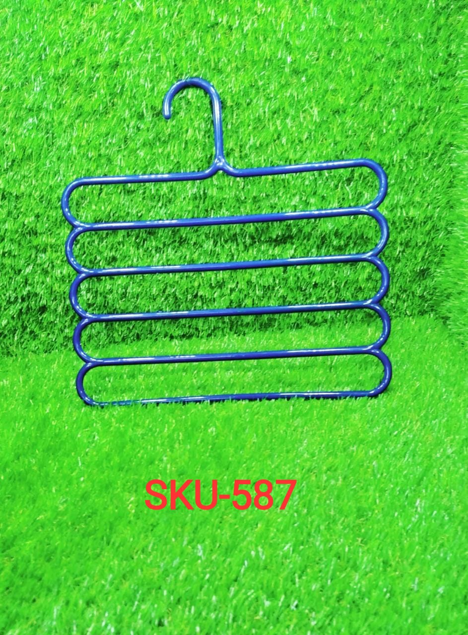 Space-Saving Hanger – 5-Layer Multipurpose Plastic