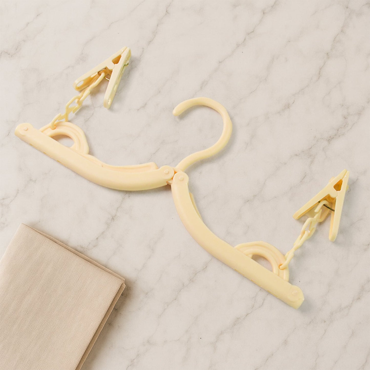 Space-Saving Cloth Hanger with Dual Clips – Laundry