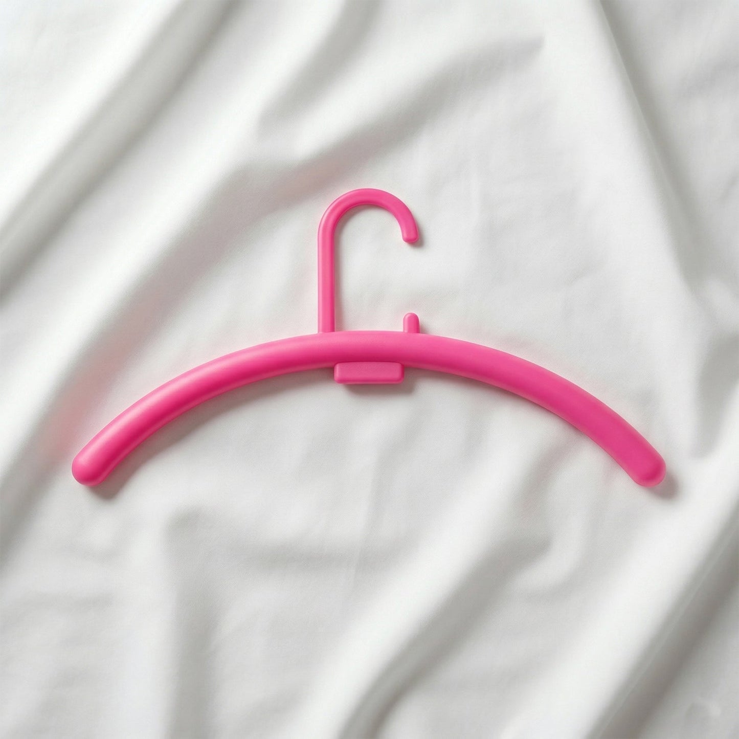Space-Saving Plastic Clothes Hanger – Durable Wardrobe
